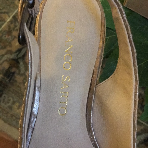 SOLD - Picture 5 of 8